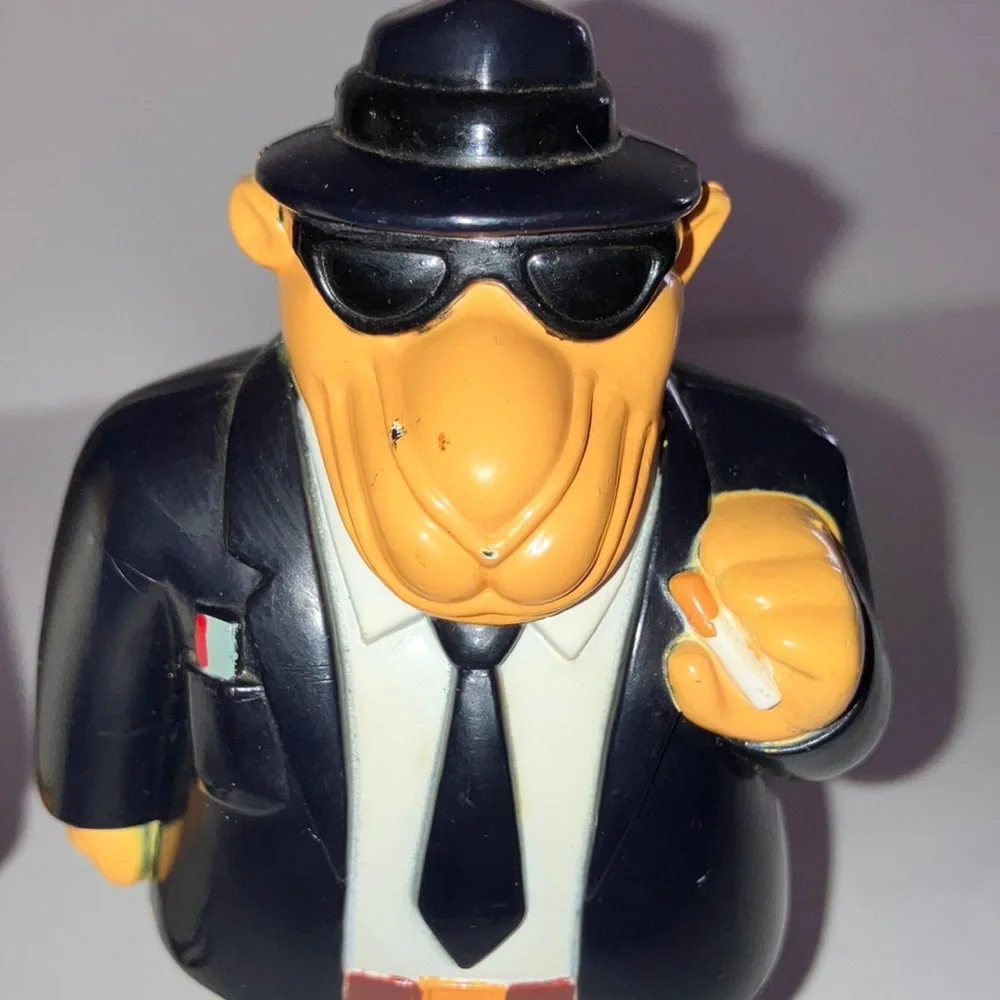 1993 Camel Salt and‎ Pepper Collectible Shakers